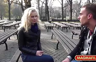 XXX مرد جوجه سایت سکسی خارجی جدید های شلوغ را لگد می زند