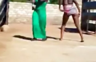 XXX شوهر سبزه پس از ماساژ وابسته به عشق شهوانی آلت تناسلی دانلود فیلم های جدید سکسی مرد را مکش می کند